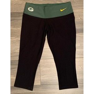 NFL Nike Dri-Fit Black Size S Green Bay Packers Cropped Leggings with Key Pocket